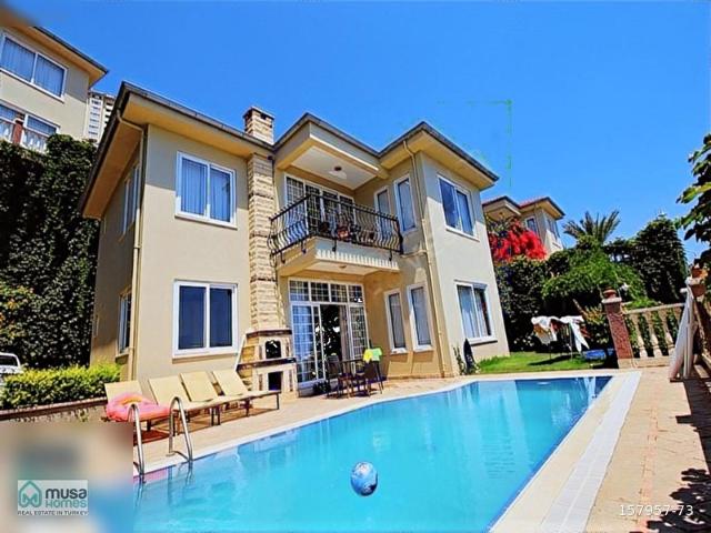 ALANYA KARGICAK MAH, MÜSTAKİL HAVUZLU EŞYALI 3+1 VİLLA