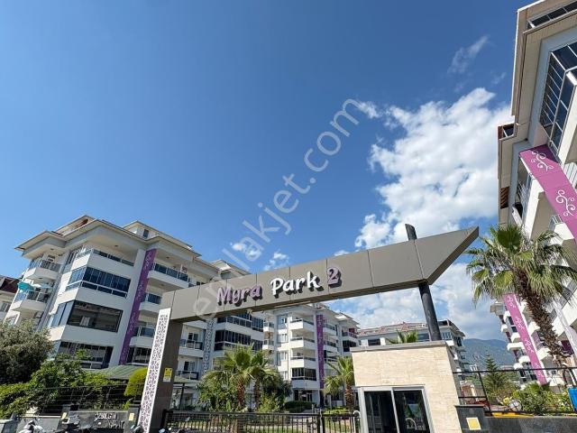 Alanya Kestel Myra Park 2’de Denize 300 Metre 1+1 Daire