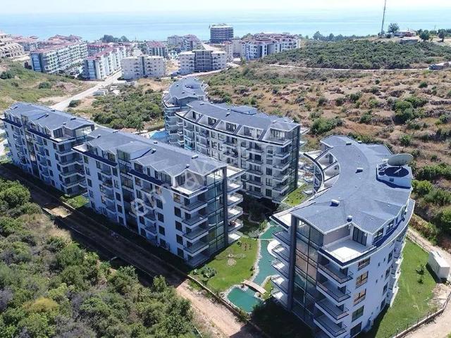 Alanya Kestel Mah. Denize Yakın Aktiviteli Site İçerisinde 4+1 175m2 Dairemiz