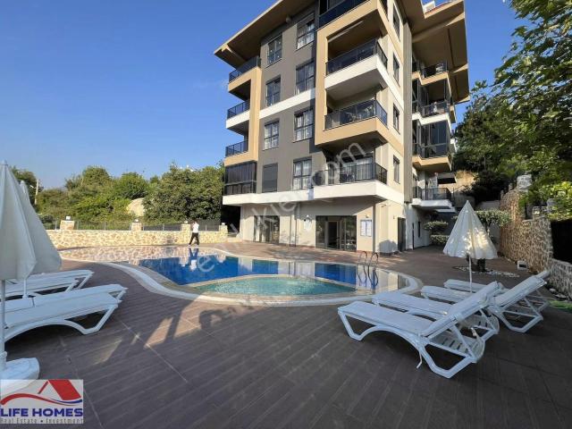 Alanya Kestel'de Eşyalı Kiralık 1+1 Daire havuzlu, Otoparklı