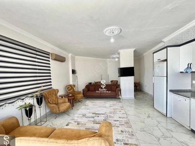 Alanya Küçükhasbahçede 1+1 Eşyalı Deniz Ve Kale Manzaralı Daire