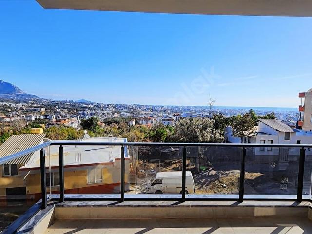 ALANYAÇIPLAKLI 2+1 MANZARALI AYRI MUTFAK DAİRE