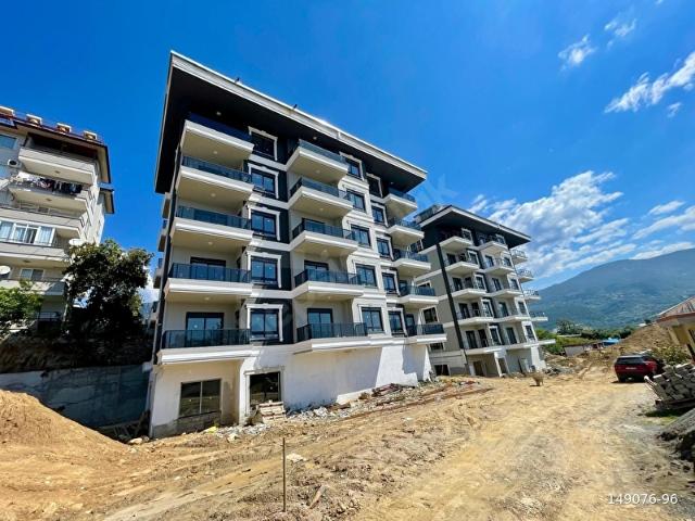 ALANYA ÇIPLAKLIDA SATILIK 2+1 AYRI MUTFAK DENİZ MANZARALI DAİRE