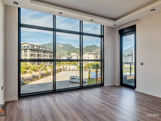 ALANYA OBA MAH SATILIK 3+1 AYRI MUTFAK 155M2 SIFIR DAİRE