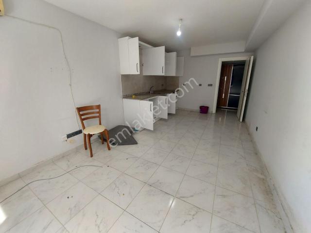 Alanya Oba Çarşamba Bölgesinde Kiralık 1+1 Daire