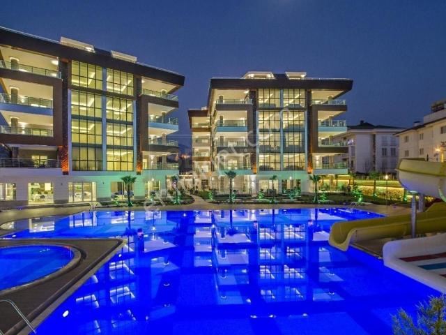Alanya Oba’da Full Aktiviteli Sitede Eşyalı 2+1 Geniş Daire