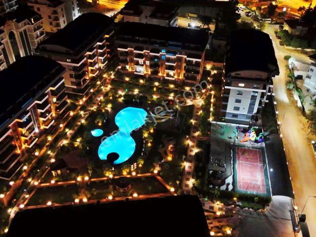 Alanya Oba Lüks Site İçerisinde 3+1 Dubleks Satılık Daire