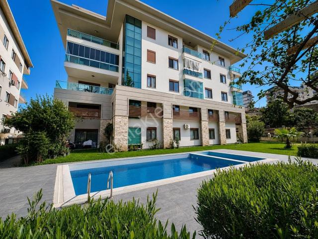 Alanya Oba 6+1 Dubleks 425 M2 Lüks Site İçi Full Aktivite Fırsat