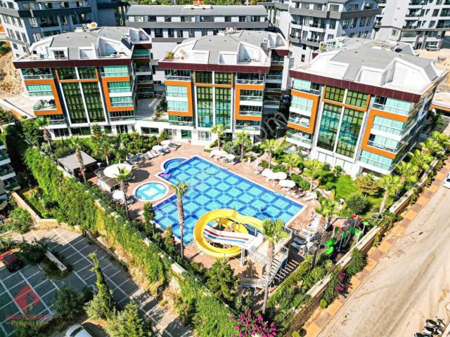 Alanya Oba'da Sosyal Olanakları Zengin Sitede,2+1 Satılık Daire