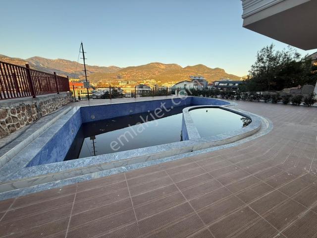 Alanya Oba'da Satlık 1+1 Yeni Daire