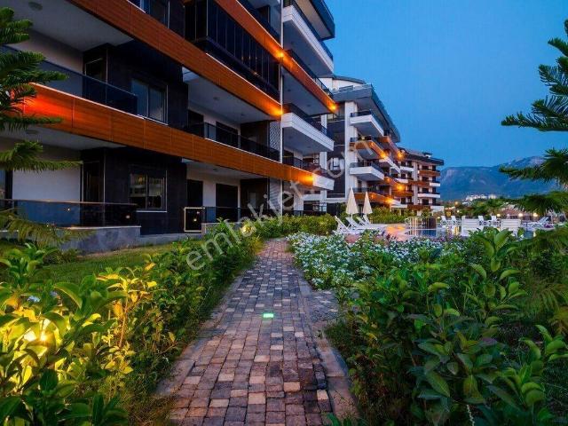 Alanya Obanın En Lüks Residance İçerisinde Full Lüks Eşyalı 1+1 Satılık Daire