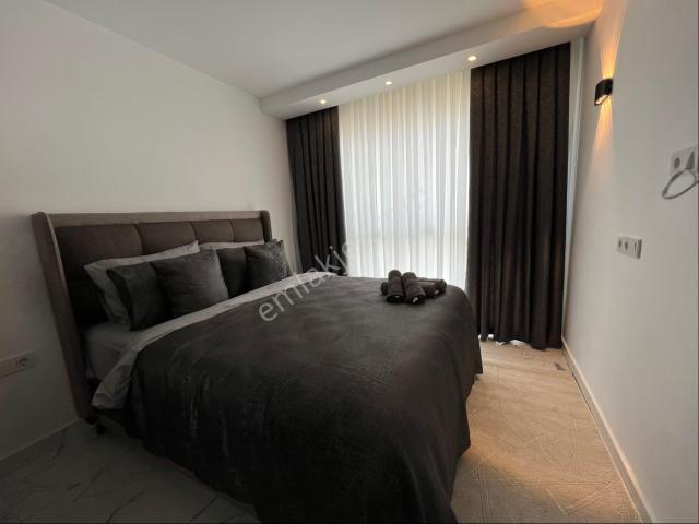 Alanya Mahmutlar Mahallesinde Full Aktiviteli Site İçerisinde Kiralık Full Eşyalı 1+1 Daire