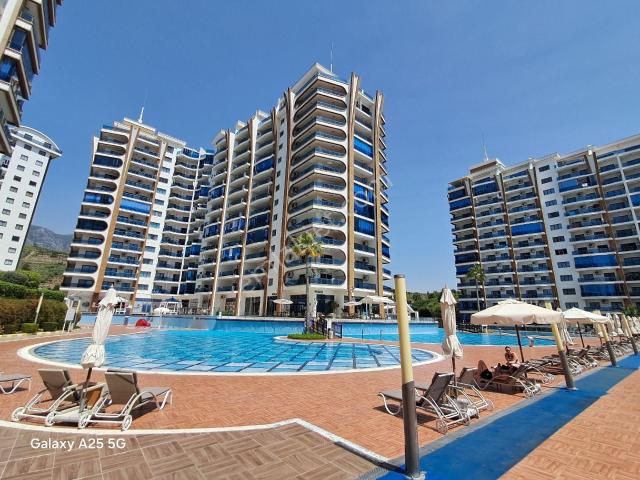 Alanya Mahmutlar Azura Park Sitesinde Kiralık 3+1