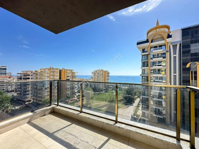 Alanya Mahmutlar’da Deniz Manzaralı Sıfır Binada Lüks 2+1 Satılık Daire
