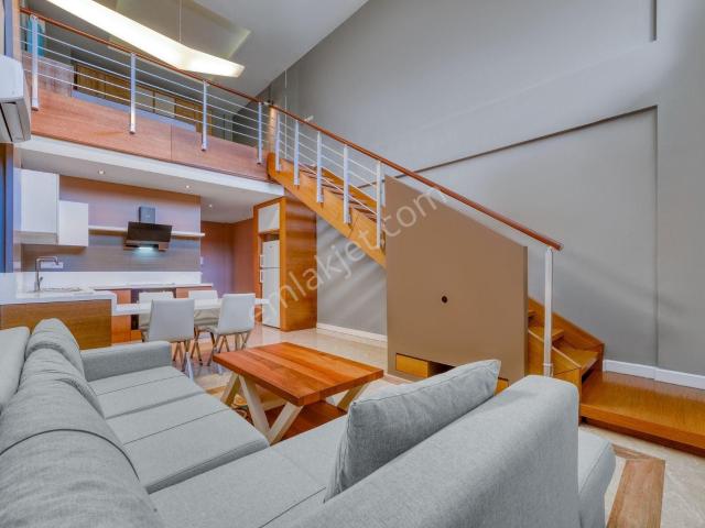 Alanya Mahmutlar’da Full Deniz & Doğa Manzaralı Lüks Loft Daire – Özel Bahçeli!