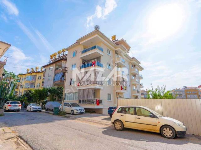 Alanya Mahmutlar’da Satılık Lüks Tripleks Villa