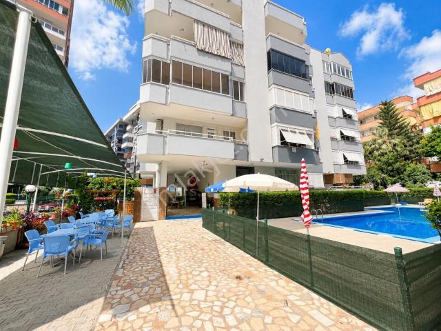 Alanya Mahmutlar 2+1 105 M2 Eşyalı Denize 300m Havuz Asansör