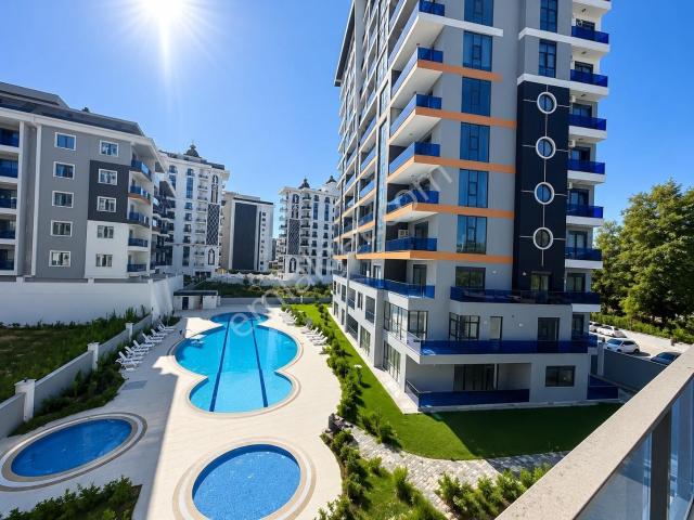 Alanya Mahmutlar 2+1 110m2 2 Banyo,havuz,fitness,sauna,otoparklı