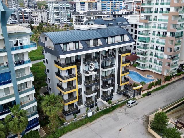 Alanya Mahmutlar'da Denize 150 Metre 1+1 Geniş Kiralık Daire