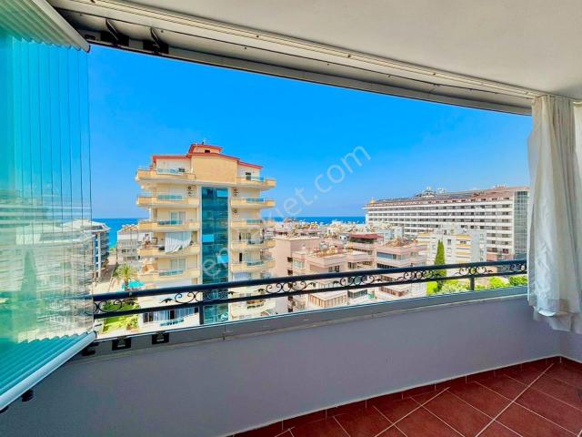 Alanya Mahmutlar'da Muhteşem Deniz Manzaralı Ferah 2+1 Satılık Daire