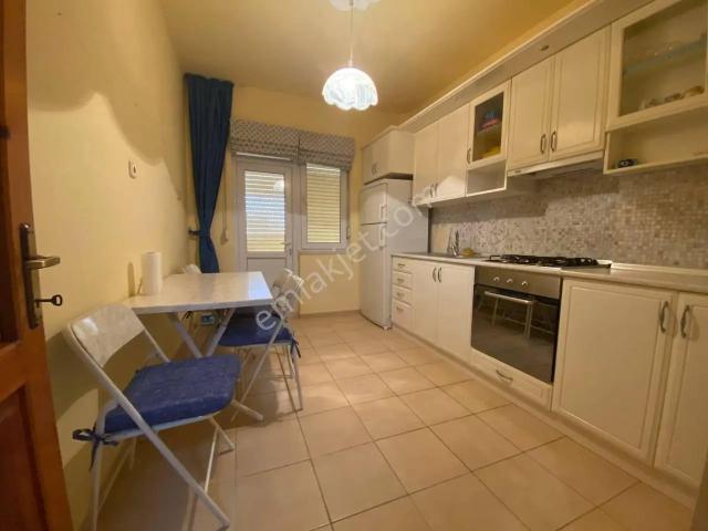Alanya Merkez'de Denize Çok Yakın 3+1 Full Eşyalı Kiralık Daire