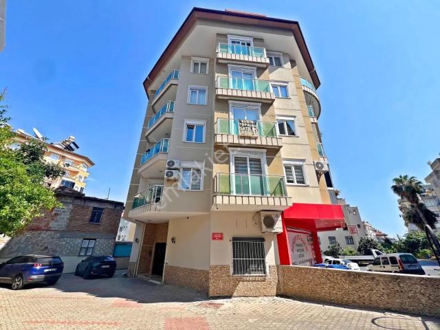 Alanya Merkezde Satılık 3+1 Ayrı Mutfak Masrafsız Yeni Daire