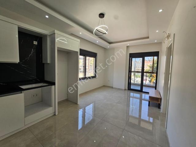 Alanya Satılık Daire 1+1 Havuzlu Yatırımlık