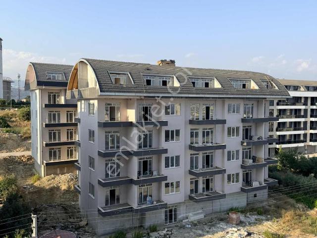 Alanya Payallar'da Geniş Kullanışlı Satılık 1+1