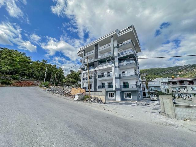 Alanya Çıplaklı'da Satılık Sıfır 1+1 Full Manzaralı 60m2 Daire