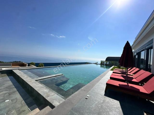 Alanya [ Plazzo Vip ] Ultra Lüks 6 Katlı Satılık Villa [ Alanyada Tek Eşsiz ]