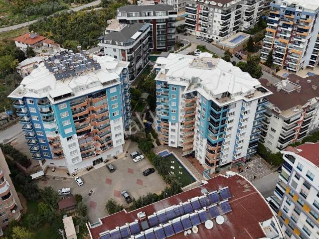 Alanya Tosmur Denize Yakın Full Eşyalı Site İçi 1+1 Fırsat Daire