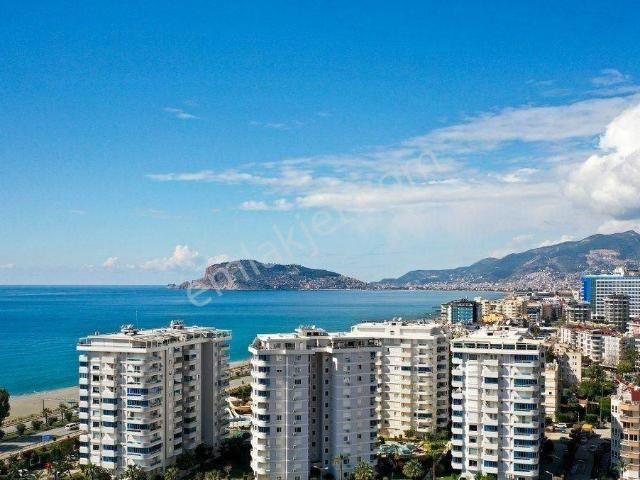 Alanya Tosmurda 3+1 Denize Sıfır Ful Deniz Ve Nehir Manzaralı Muazzam Daire