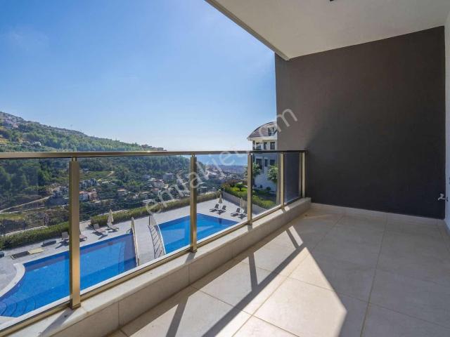 Alanya Tepe Mah. Site İçerisinde Satılık Eşyalı 2+1 Daıre