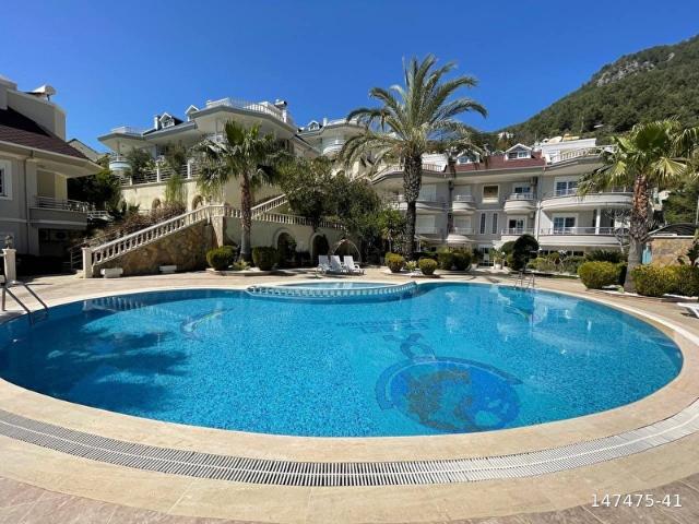 ALANYA TEPE'DE FULL KALE VE DENİZ MANZARALI 3+1 DUBLEKS SATILIK DAİRE