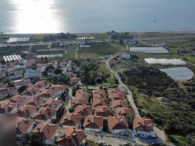 ALANYA'DA KEŞEFLİ MAH DENİZ MANZARALI UYGUN FİYATL EŞYALI VİLLA
