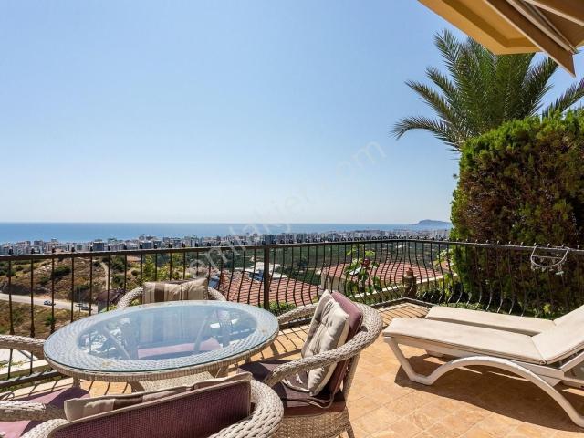 Alanya/kargıcak Gold City Vilları 4+1 Dubleks Villa