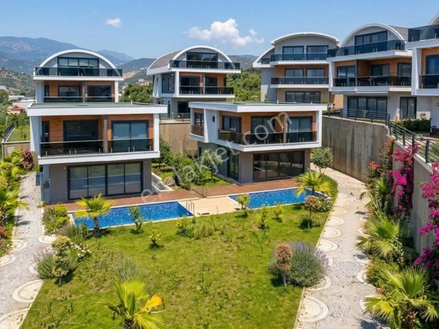 Alanya/kargıcak Lüks Modern 3+1 Özel Havuzlu Satılık Villa