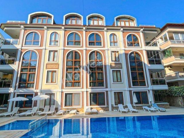 Alanya/oba 2+1 Havuzlu Denize 300 Metre Satılık Daire