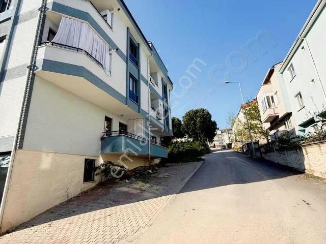Alanyurt Yeni Mahallede 110 M² Yatırımlık 2+1 Kat Mülkiyetli