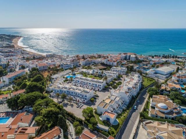 Albufeira Algarve LS100361917