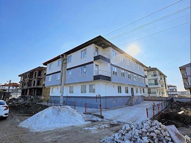 ALBAĞ GAYRİMENKUL'DEN ÜNİVERSİTE BÖLGESİ EŞYALI 1+1 DAİRE