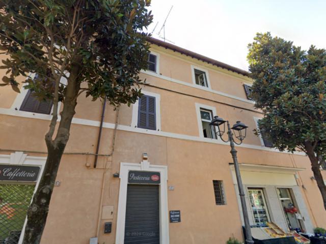 ALBANO GRAZIOSO MONOLOCALE ARREDATO CON TERRAZZINO