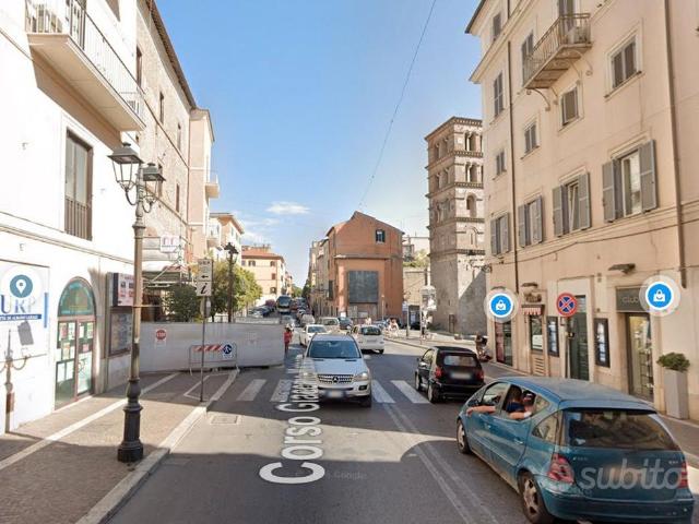 Albano trilocale con terrazzo