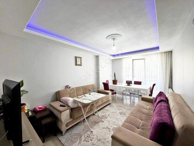 Alban'dan Metrobüse 8dk Balkonlu Körodasız Satılık 90m²2+1 Daire