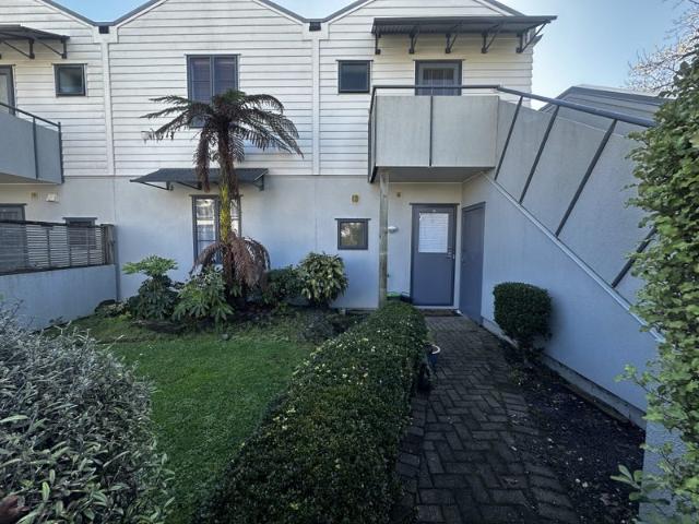albany, 1 bedroom