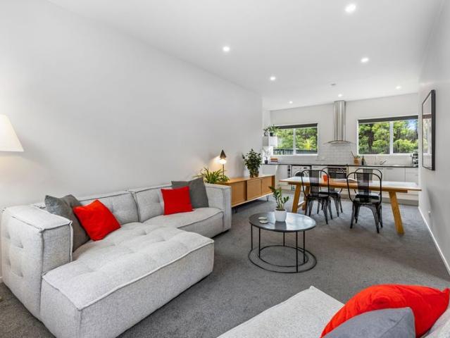albany, 2 bedrooms