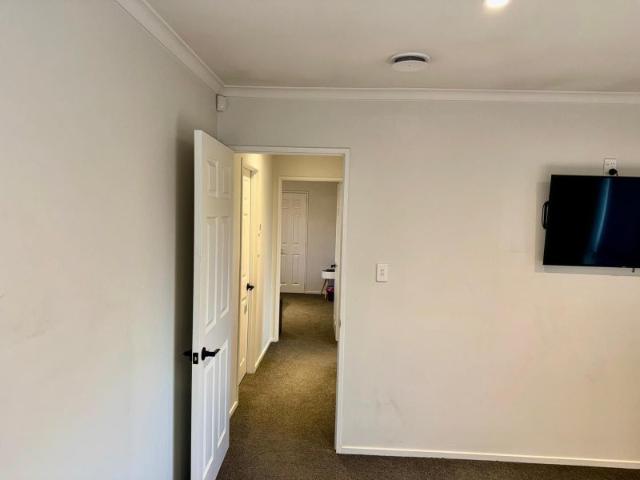 albany, 2 bedrooms