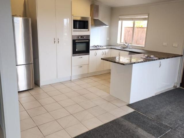 albany, 2 bedrooms