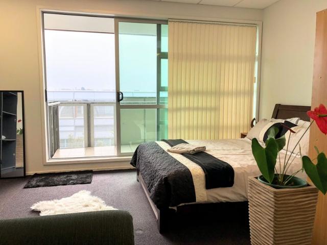 albany, 2 bedrooms