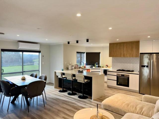 albany, 2 bedrooms